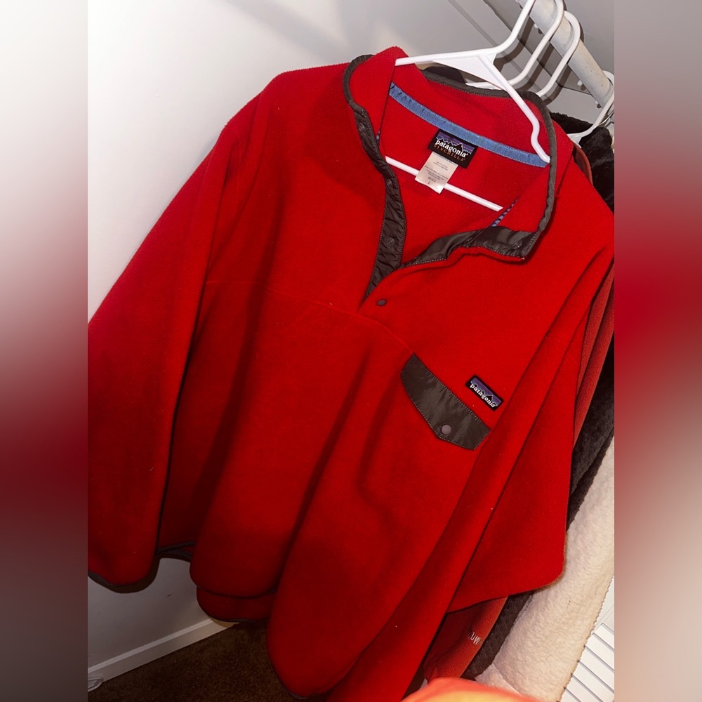 Men’s large Patagonia fleece pull over